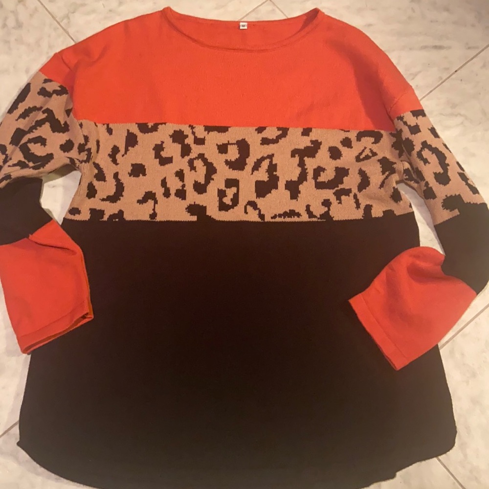 New Boutique-bought top - Picture 1 of 2